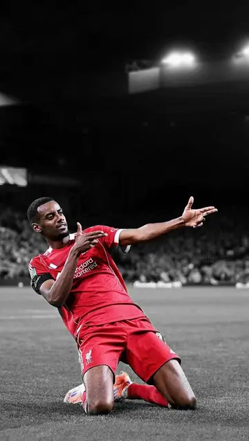 Football phone wallpaper 1