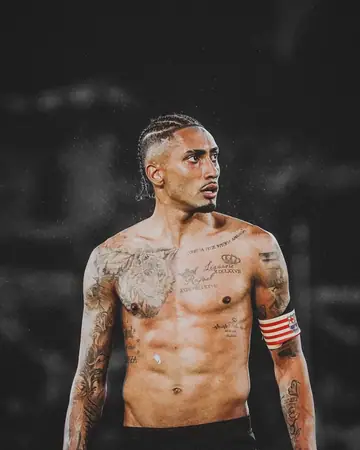 Football phone wallpaper 43