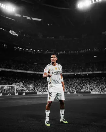 Football phone wallpaper 48