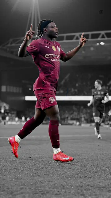 Football phone wallpaper 77