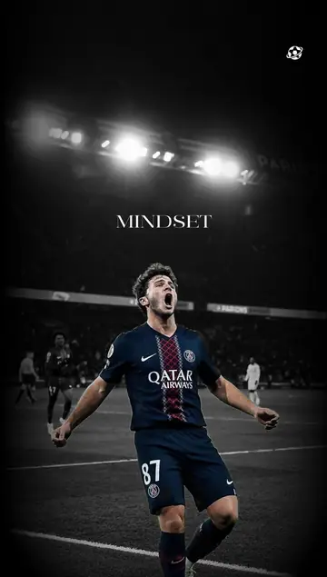 Football phone wallpaper 346