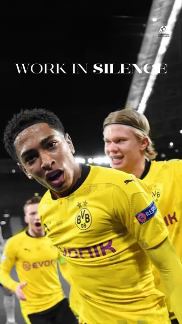 Football phone wallpaper 382