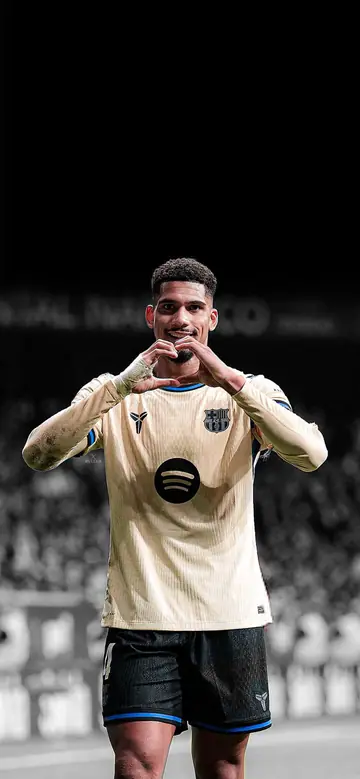 Football phone wallpaper 439
