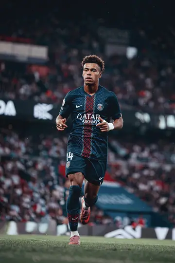 Football phone wallpaper 492