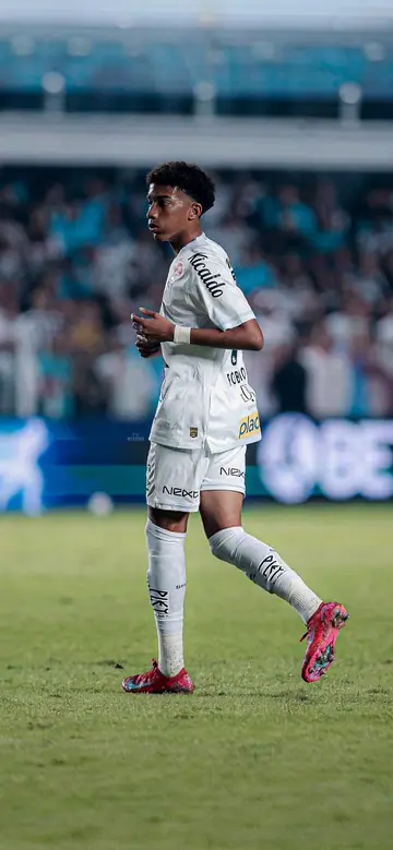 Football phone wallpaper 543