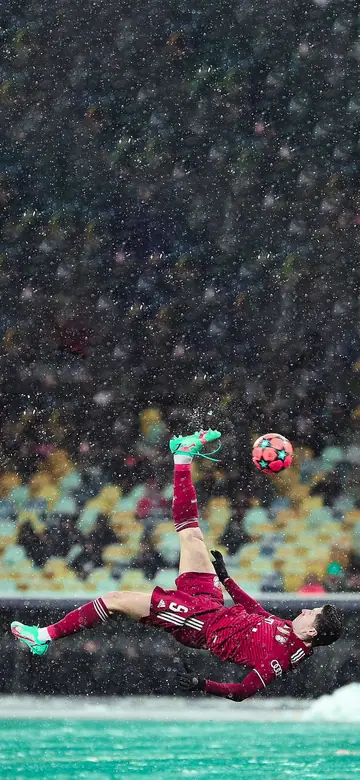 Football phone wallpaper 549