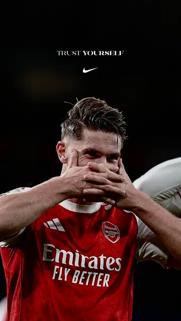 Football phone wallpaper 583
