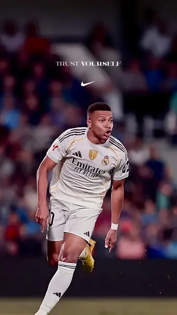 Football phone wallpaper 586