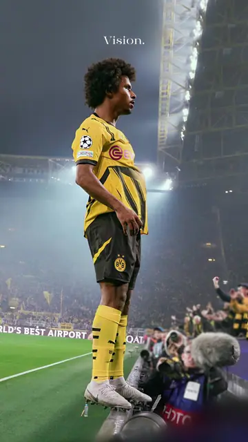 Football phone wallpaper 613